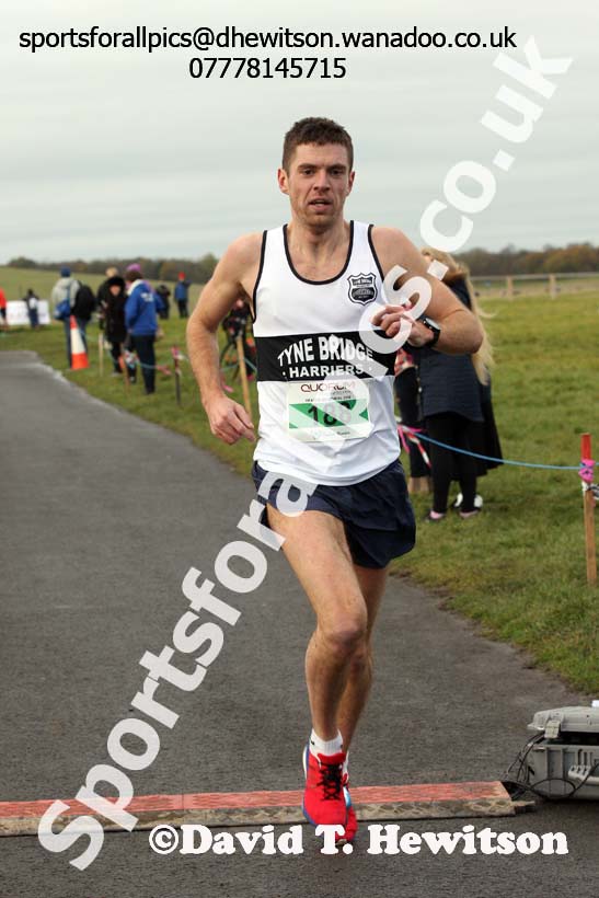 Senior men and women, 2016 Heaton Memerial 10k Road Race. Photo: David T. Hewitson/Sports for All Pics